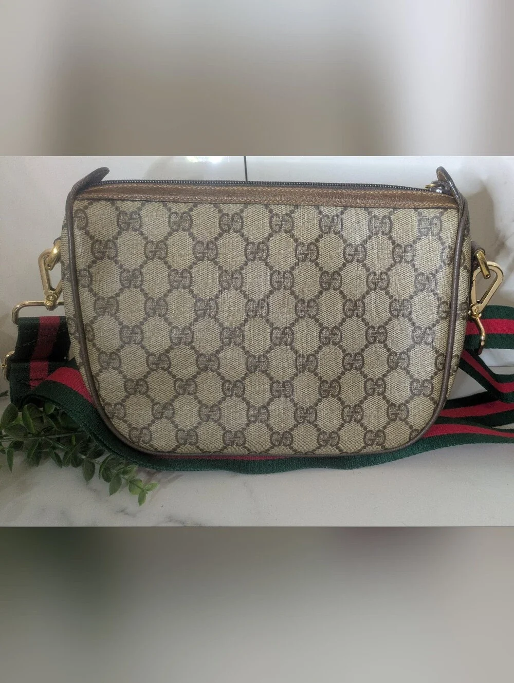 Gucci Supreme Canvas Crossbody Bag Purse - Picture 9 of 11